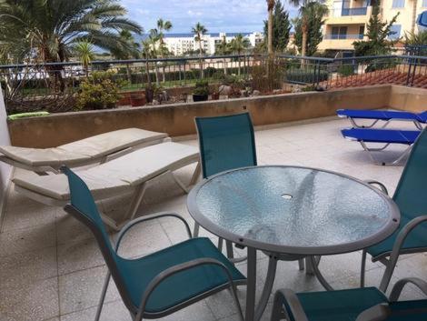 King'S Palace - Spacious 2 Bed, 2 Bath With Sea And Pool Views Πάφος Εξωτερικό φωτογραφία