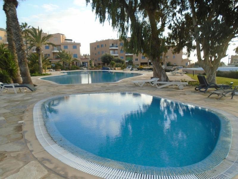 King'S Palace - Spacious 2 Bed, 2 Bath With Sea And Pool Views Πάφος Εξωτερικό φωτογραφία