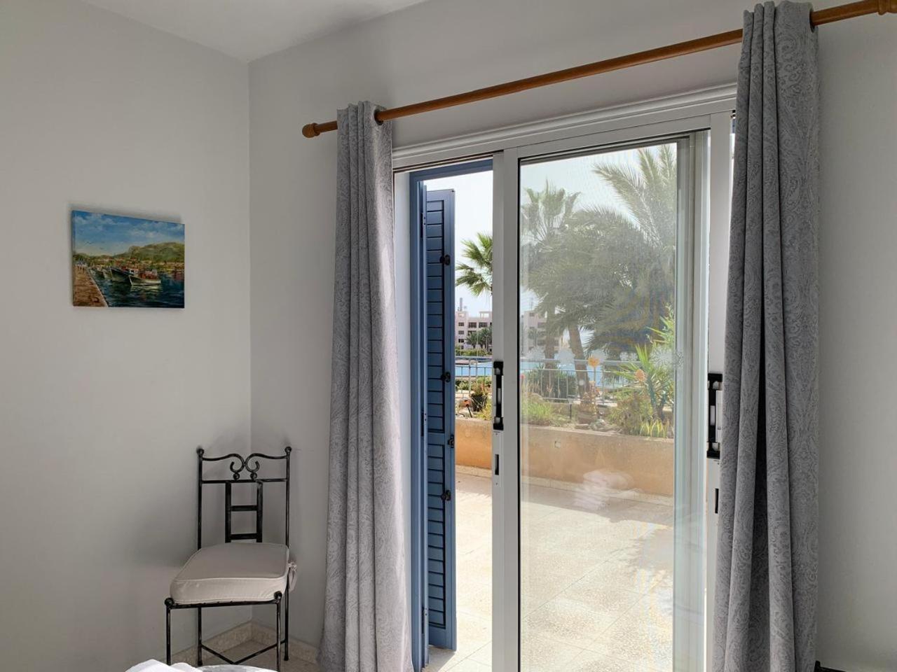 King'S Palace - Spacious 2 Bed, 2 Bath With Sea And Pool Views Πάφος Εξωτερικό φωτογραφία